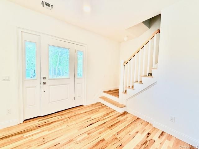 120 River Road, Shirley, NY 11967