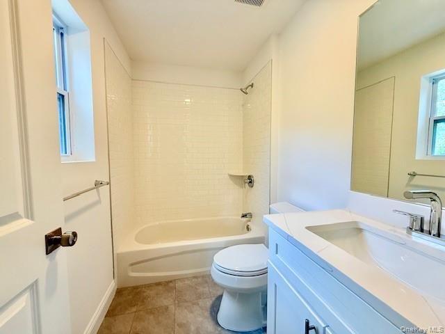 120 River Road, Shirley, NY 11967