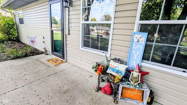 409 Parkway Street, Whiteland, IN 46184