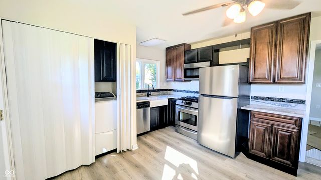 409 Parkway Street, Whiteland, IN 46184