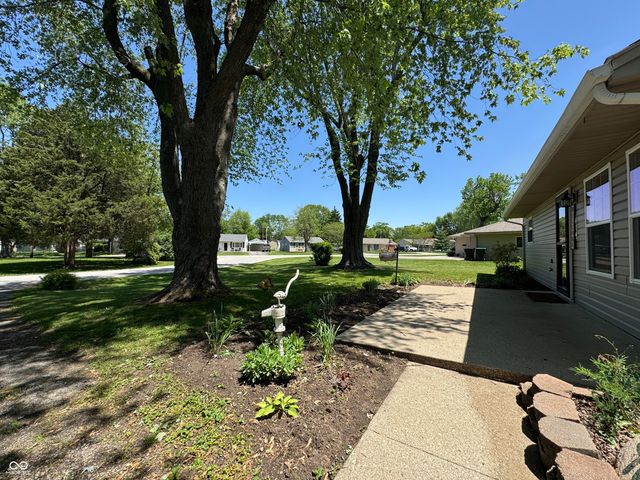 409 Parkway Street, Whiteland, IN 46184