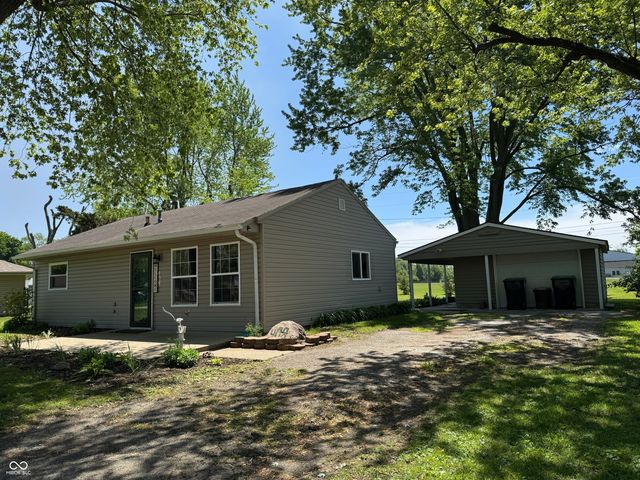 409 Parkway Street, Whiteland, IN 46184