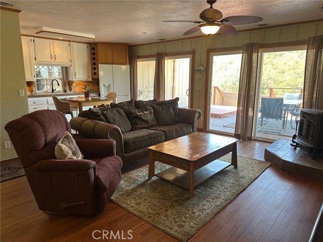 5101 Bluebird Lane, Paso Robles, CA 93446