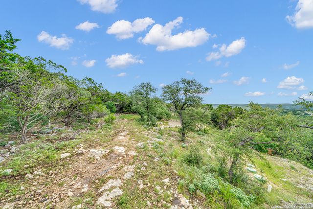 1724 Caprock, Helotes, TX 78023