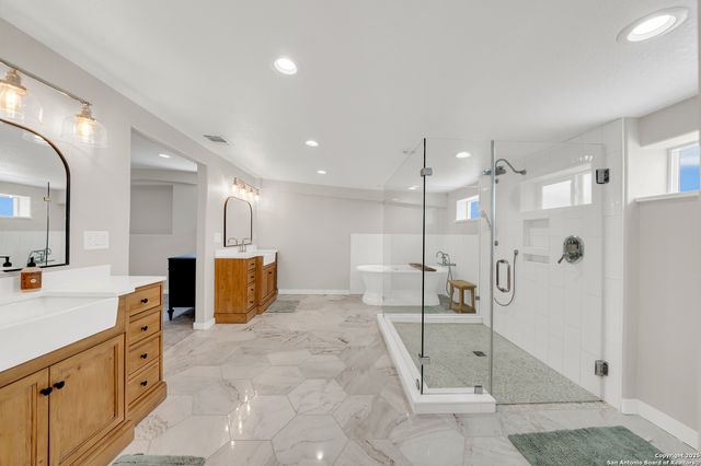 1724 Caprock, Helotes, TX 78023