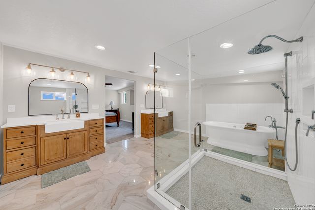 1724 Caprock, Helotes, TX 78023