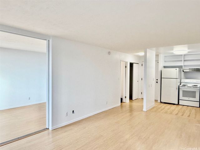 1255 Nuuanu Avenue E1504, Honolulu, HI 96817
