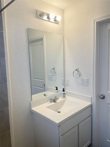 5716 Southerner WAY, Austin, TX 78747