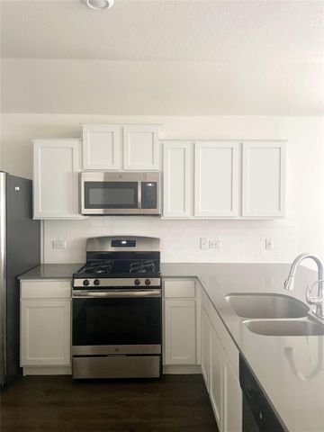 5716 Southerner WAY, Austin, TX 78747