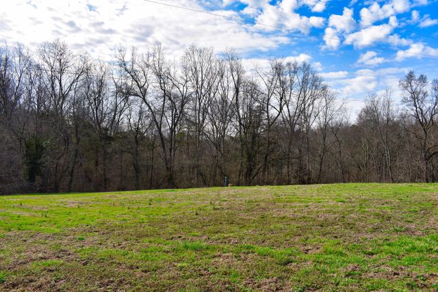 543 Cunningham Lane, Winchester, KY 40391