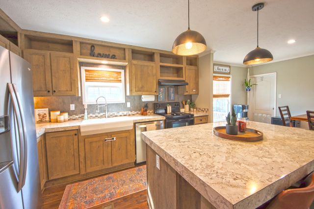 543 Cunningham Lane, Winchester, KY 40391