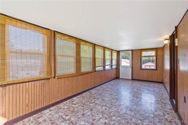 6355 Lakeshore Road, Cicero, NY 13039