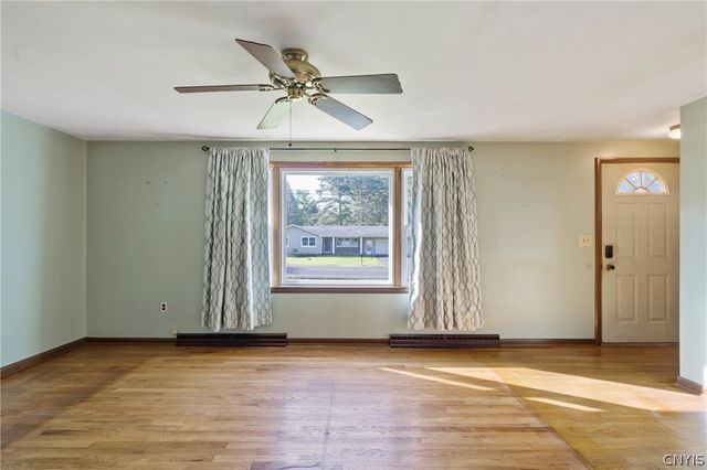 6355 Lakeshore Road, Cicero, NY 13039