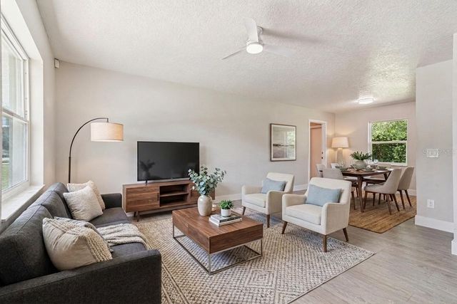 324 QUEEN AVENUE, Oviedo, FL 32765