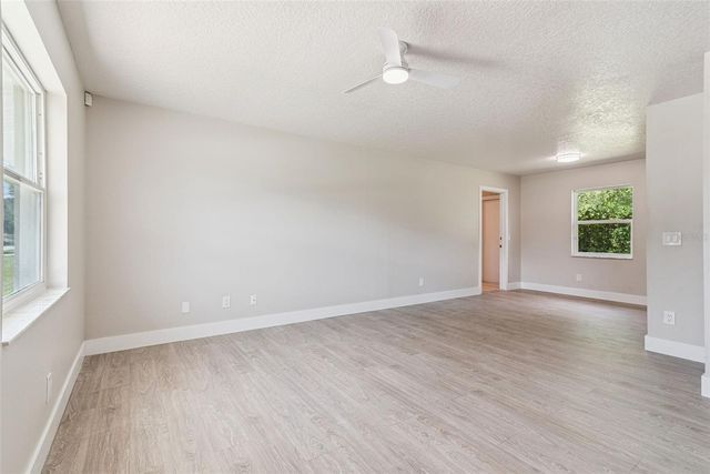 324 QUEEN AVENUE, Oviedo, FL 32765