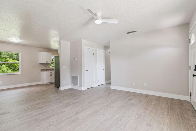324 QUEEN AVENUE, Oviedo, FL 32765