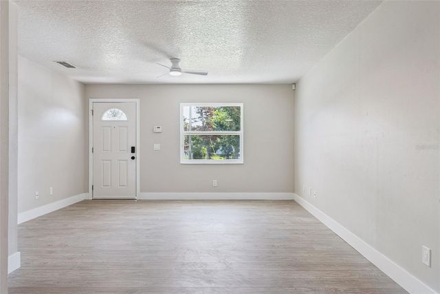 324 QUEEN AVENUE, Oviedo, FL 32765