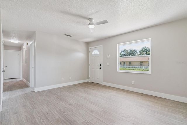 324 QUEEN AVENUE, Oviedo, FL 32765