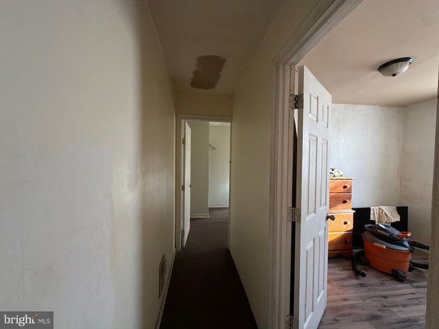 33 S CALVERTON RD, Baltimore, MD 21223