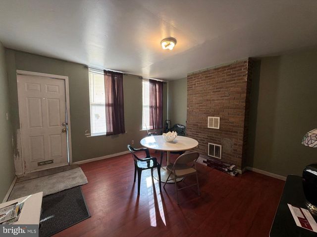 33 S CALVERTON RD, Baltimore, MD 21223