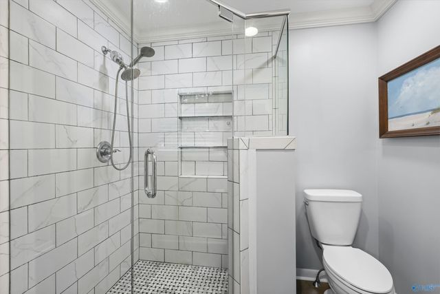 124 Robin Lane, Huntsville, AL 35802