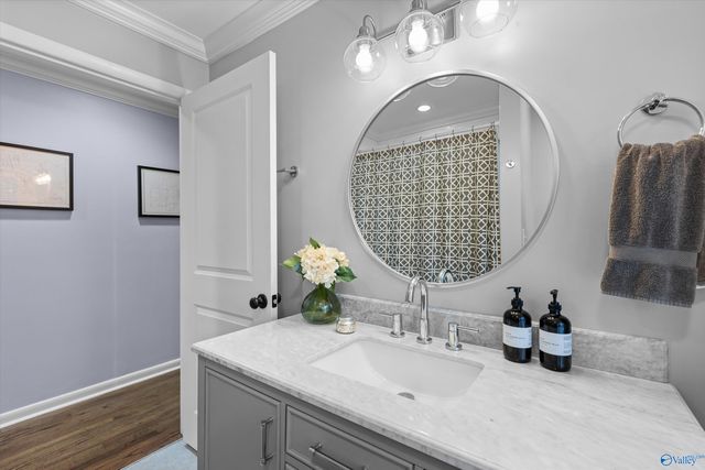 124 Robin Lane, Huntsville, AL 35802