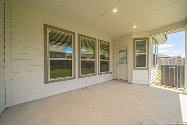 10151 Bussang Dr, Schertz, TX 78154