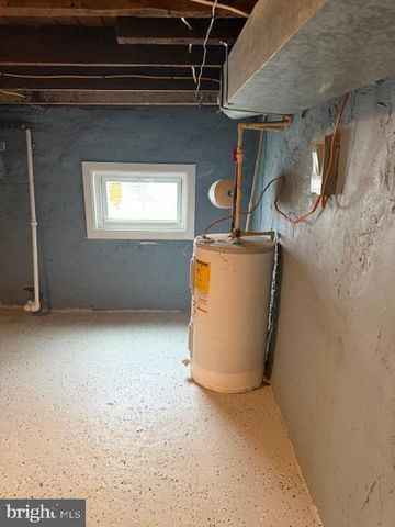 2014 ETTING ST, Baltimore, MD 21217