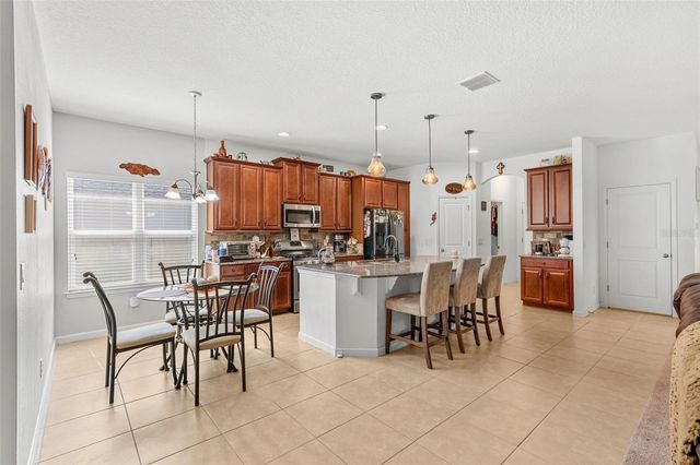 2085 LULA ROAD, Minneola, FL 34715