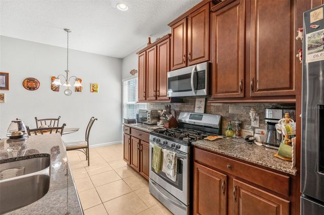 2085 LULA ROAD, Minneola, FL 34715