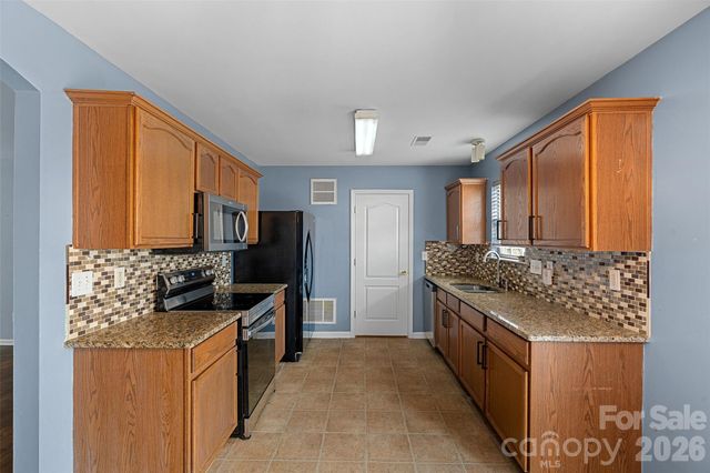 7117 Angela Marie Court, Charlotte, NC 28215