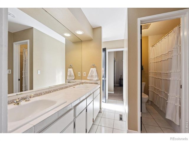 2276 S Dayton Street, Denver, CO 80231