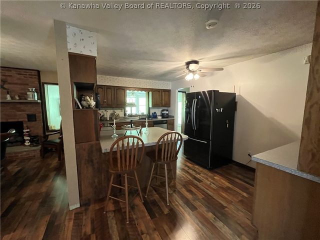 4409 Chesterfield Avenue, Charleston, WV 25304