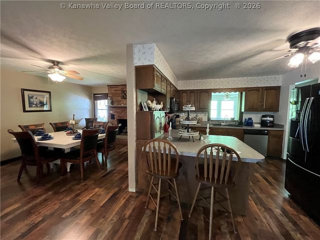 4409 Chesterfield Avenue, Charleston, WV 25304