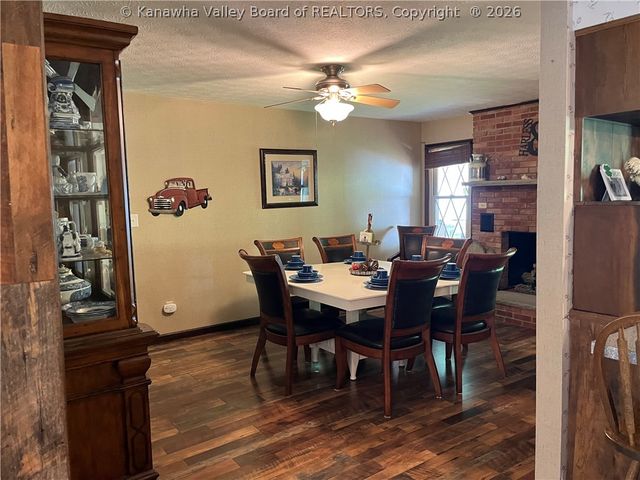 4409 Chesterfield Avenue, Charleston, WV 25304