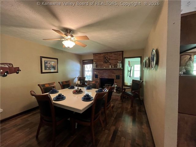 4409 Chesterfield Avenue, Charleston, WV 25304