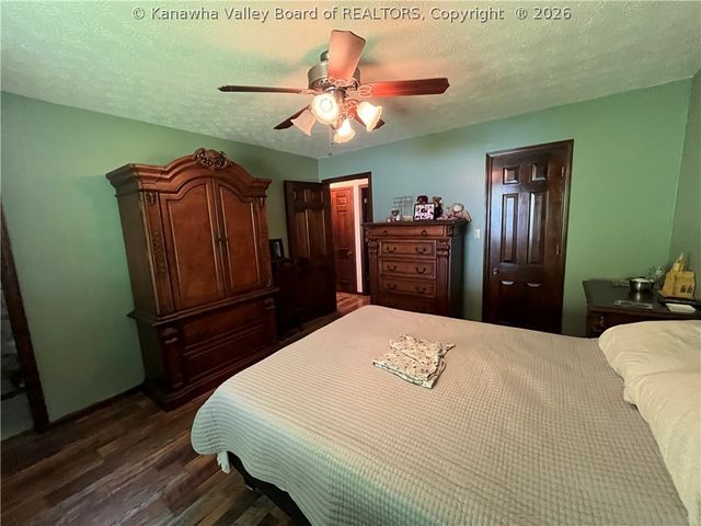 4409 Chesterfield Avenue, Charleston, WV 25304