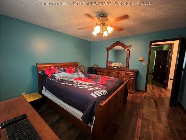 4409 Chesterfield Avenue, Charleston, WV 25304