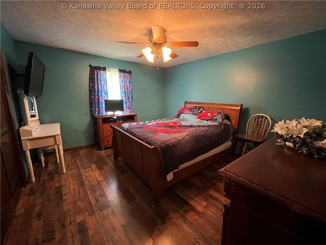 4409 Chesterfield Avenue, Charleston, WV 25304