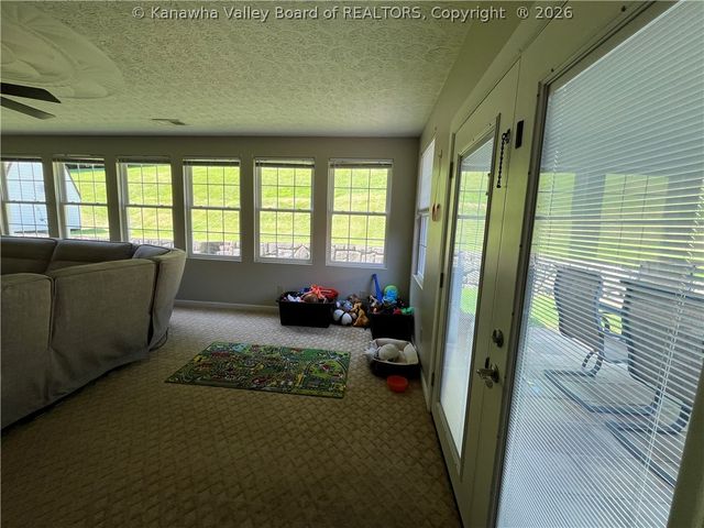 4409 Chesterfield Avenue, Charleston, WV 25304