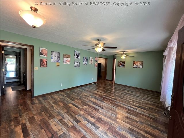 4409 Chesterfield Avenue, Charleston, WV 25304