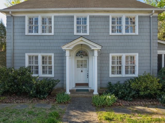 1608 Hillcrest Road, Chattanooga, TN 37405