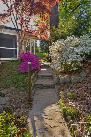 1608 Hillcrest Road, Chattanooga, TN 37405