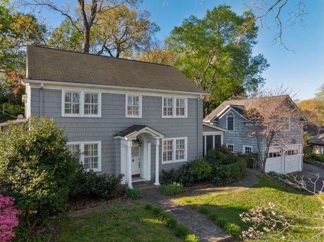 1608 Hillcrest Road, Chattanooga, TN 37405