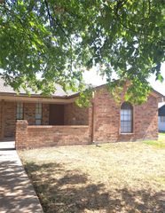 1125 Highbush Drive 1127, Benbrook, TX 76126