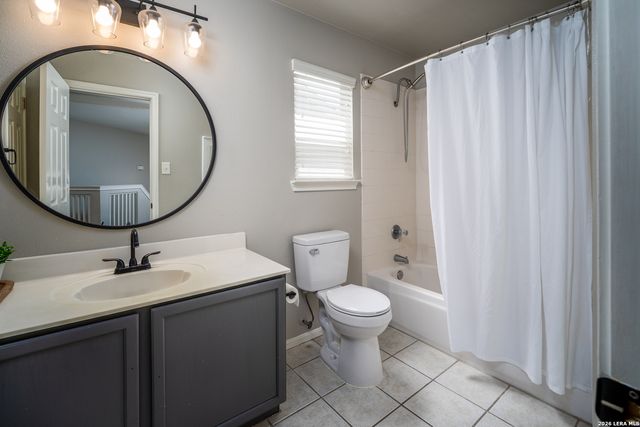 4448 TAYLORS BND, San Antonio, TX 78247