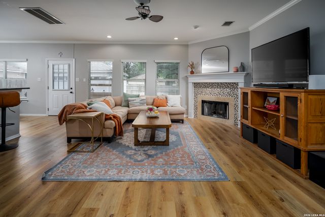 4448 TAYLORS BND, San Antonio, TX 78247