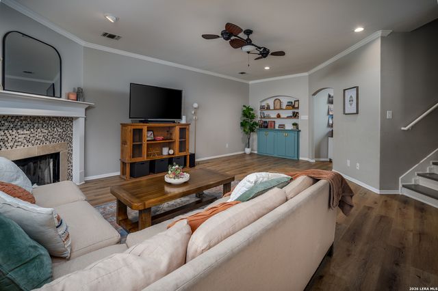 4448 TAYLORS BND, San Antonio, TX 78247