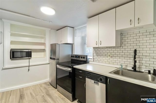 1283 Valley Road 7, Montclair, NJ 07043