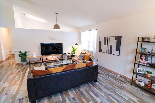 251 NW 151st Avenue, Pembroke Pines, FL 33028